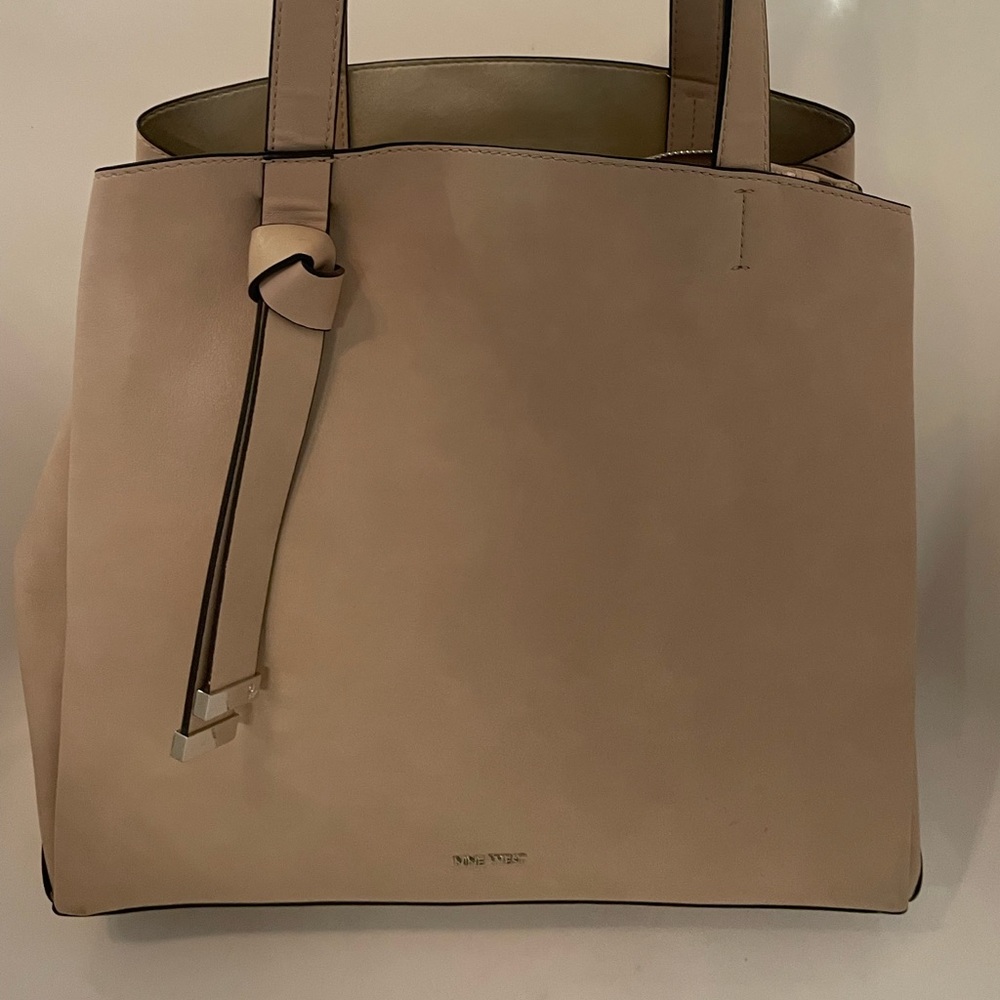 Nine West women’s bag, pale pink tote